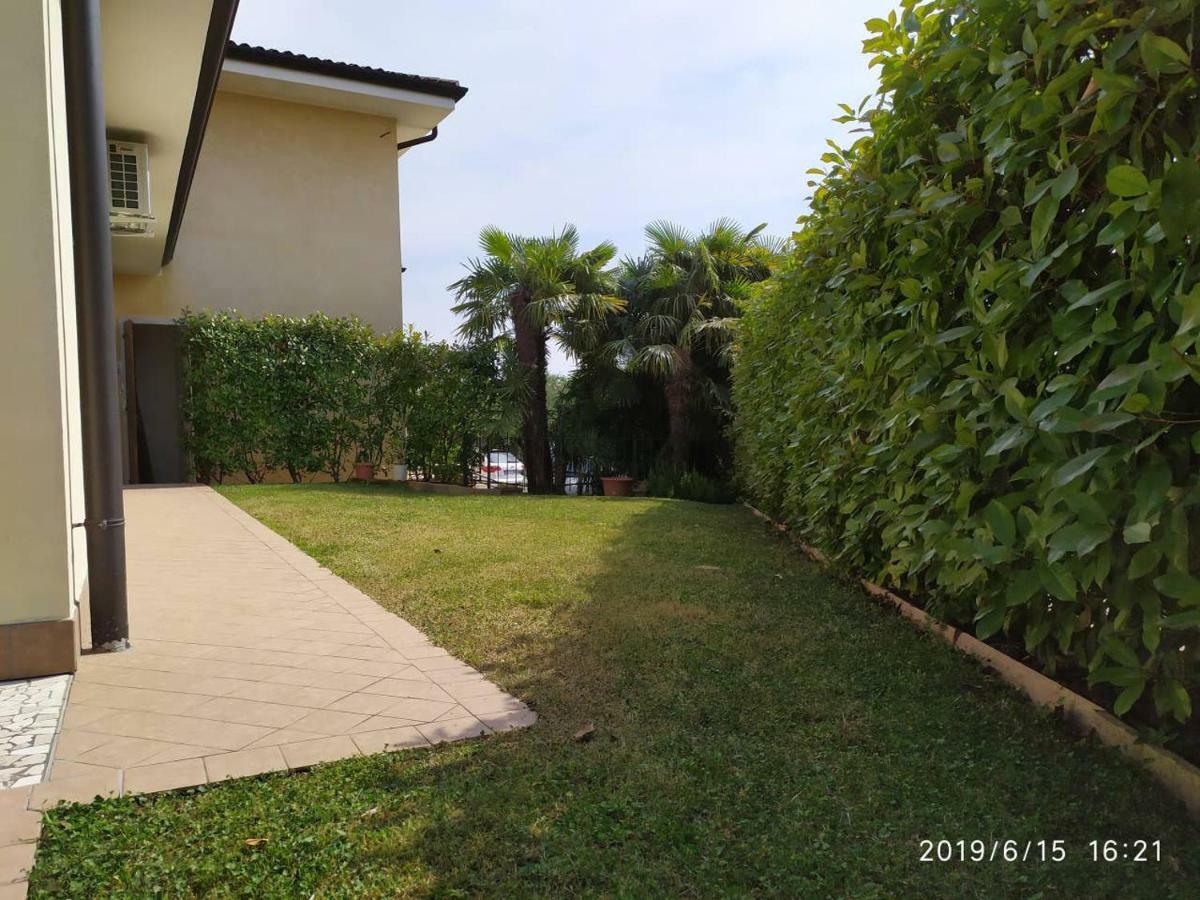 Appartamento Con Giardino A Cisano Di บาร์โดลิโน ภายนอก รูปภาพ